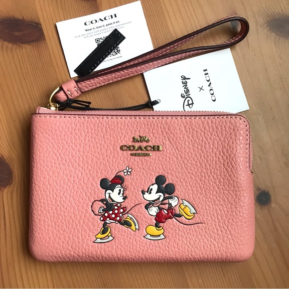 🐭 Disney X Coach Corner Zip Wristlet With Ice Skate friends Motif - Picture 1 of 11